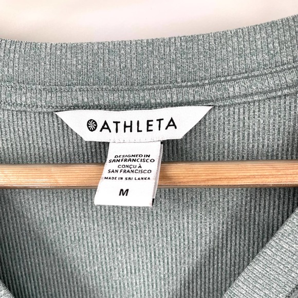 Athleta Green Long Sleeve Top - Picture 3 of 11